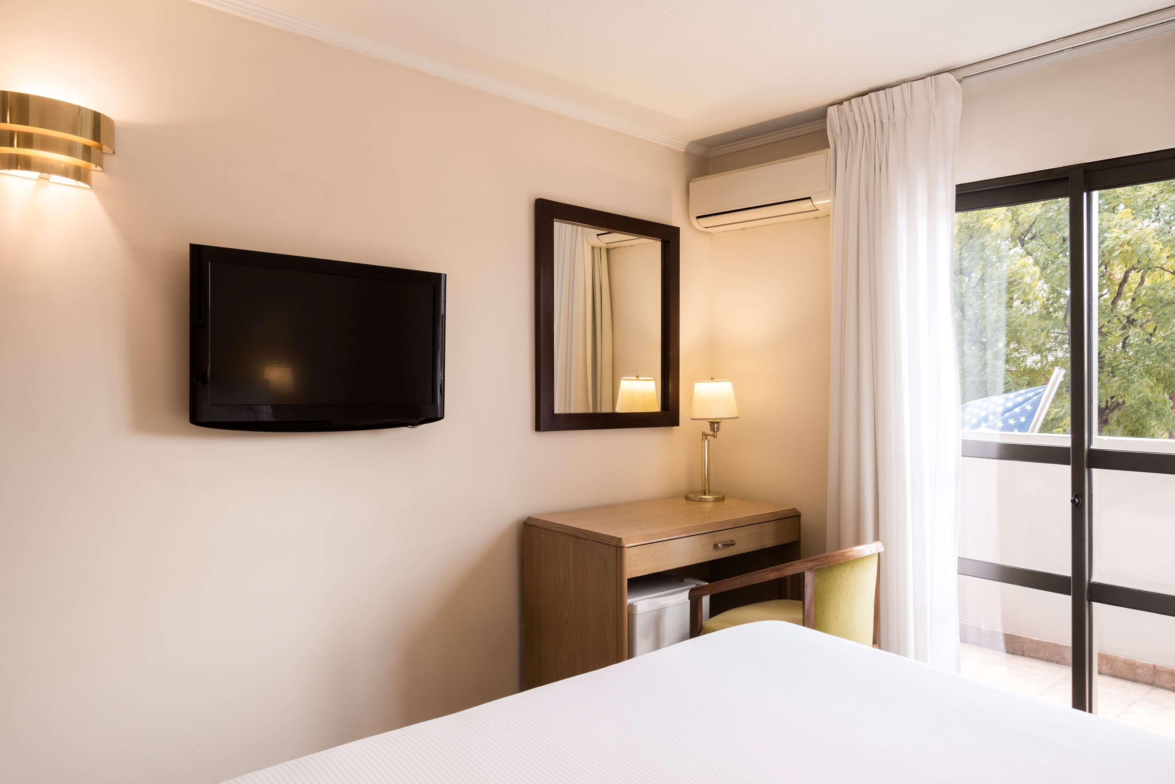 Alfa Suites - Montevideo Exteriör bild